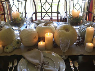 white pumpkin table decoration thanksgiving table